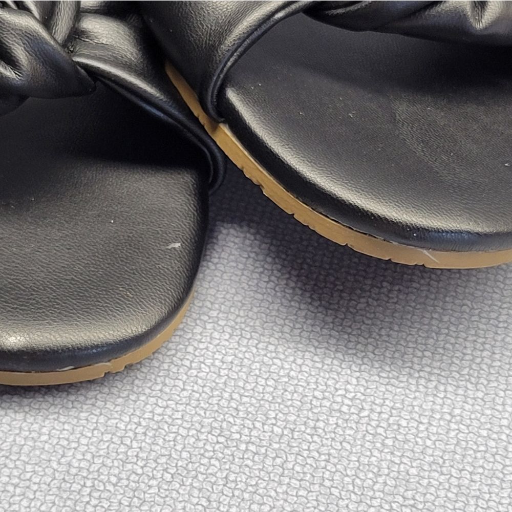 Black Lauren Conrad Summer Sandals - 9 - Picture 4 of 6